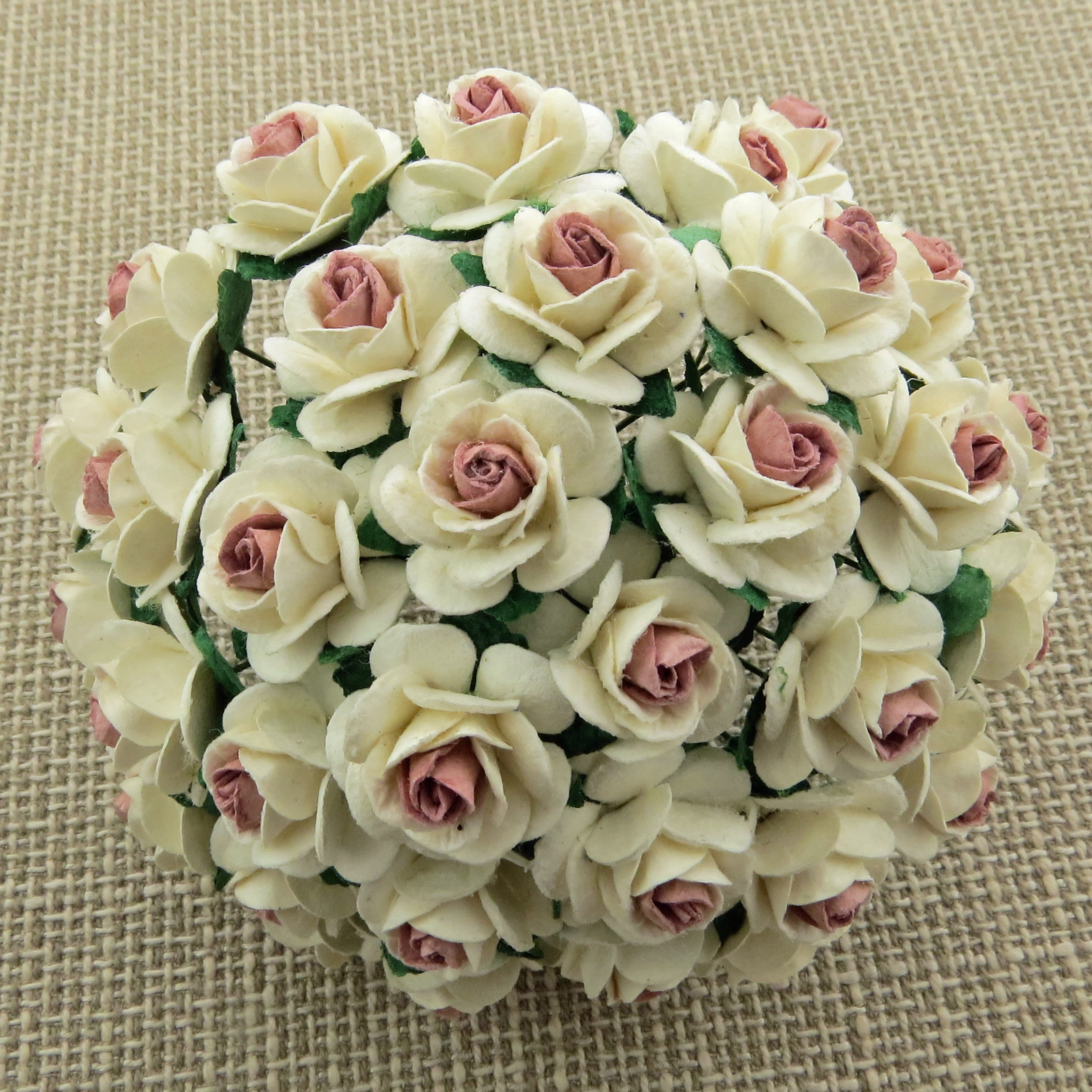 100 WHITE WITH DUSKY PINK CENTRE MULBERRY PAPER OPEN ROSES - Click Image to Close